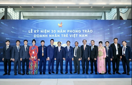 Thủ tướng Phạm Minh Chính: ‘Doanh nhân trẻ đã truyền cảm hứng cho tôi'